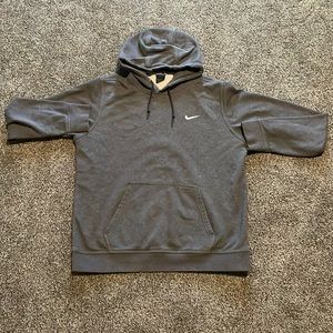 Women’s Large Gray Nike Sweatshirt